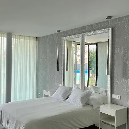 Villa Pomba House *