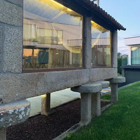 Pomba House Villa *